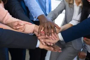 Enhancing Cross-Team Communication: 10 Top Tips
